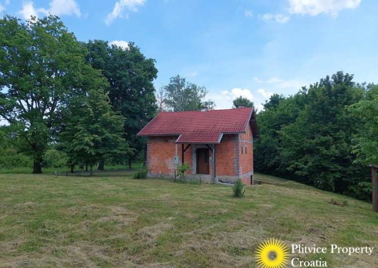 Affordable Countryside Property with Expansion Potential in Bović — photo 2