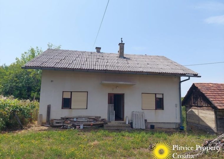 Beautiful Countryside Estate with House, Farm Buildings and Extensive Land — photo 4