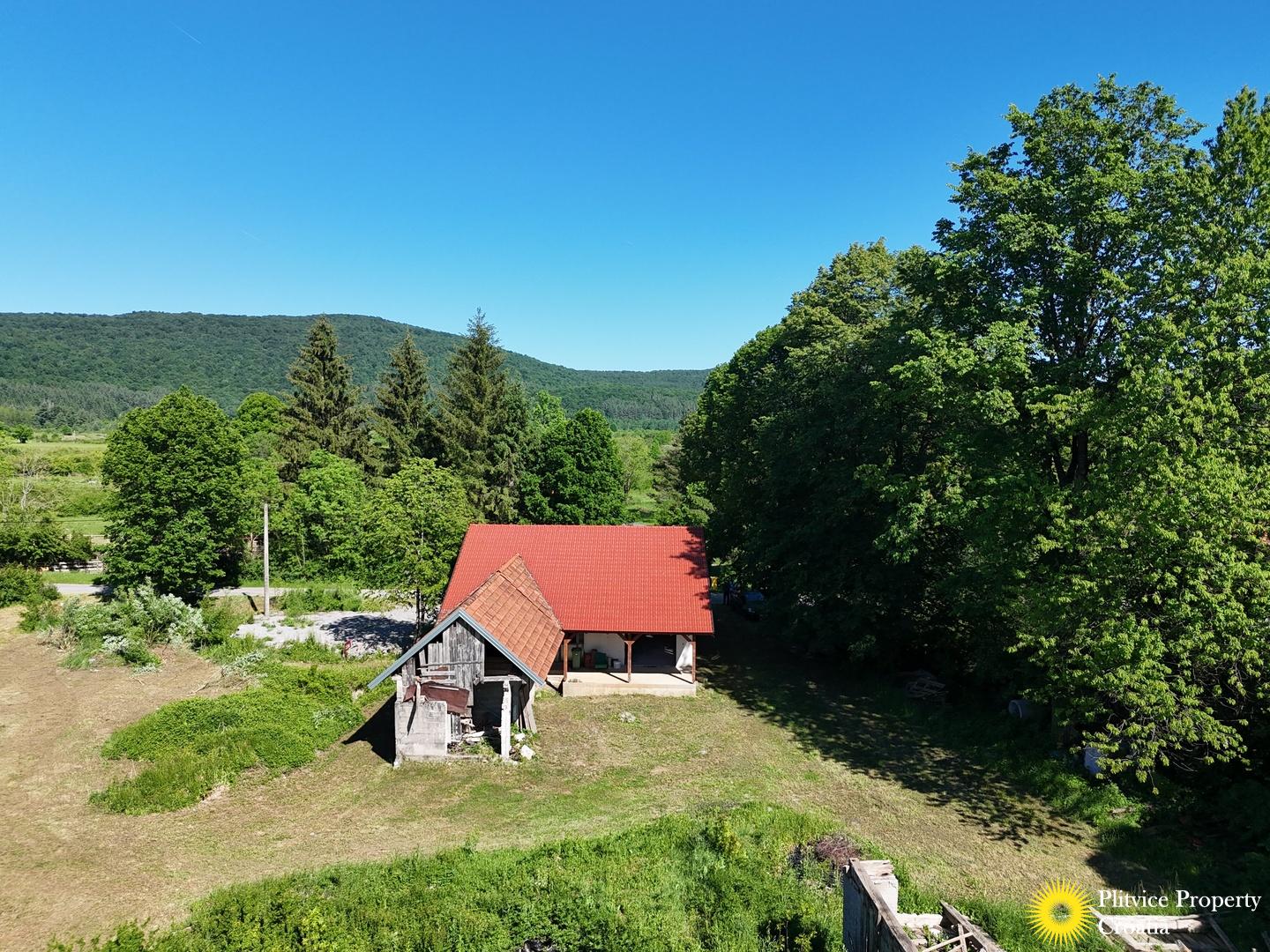 Unfinished House with Permit in a Quiet Natural Setting — photo 1
