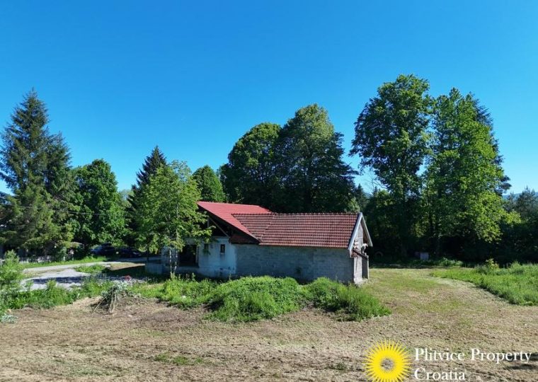 Unfinished House with Permit in a Quiet Natural Setting — photo 4