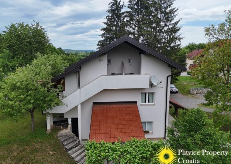 Established Guesthouse in Grabovac Near Plitvice Lakes — photo 5